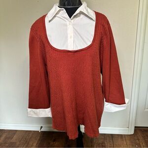 Chic Rust Red Sweater with White Collar